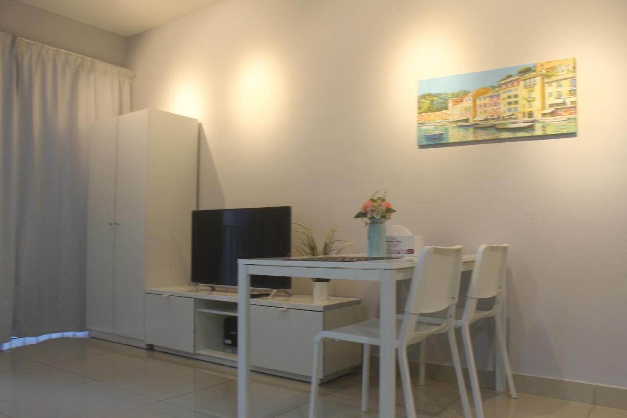 Vivian'S Studio Trefoil Setia Alam ชาห์อาลัม ภายนอก รูปภาพ